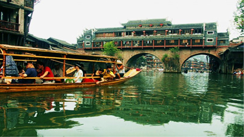 8 Days Zhangjiajie Fenghuang Tour