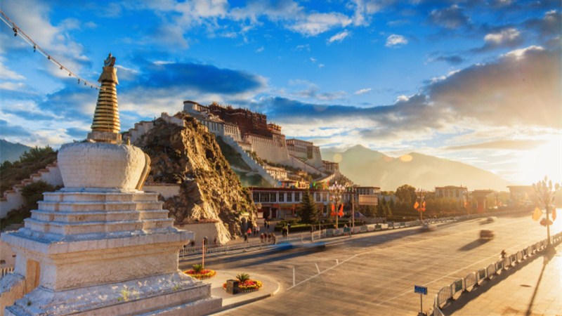 17 Days China Tour with Tibet & Yangtze