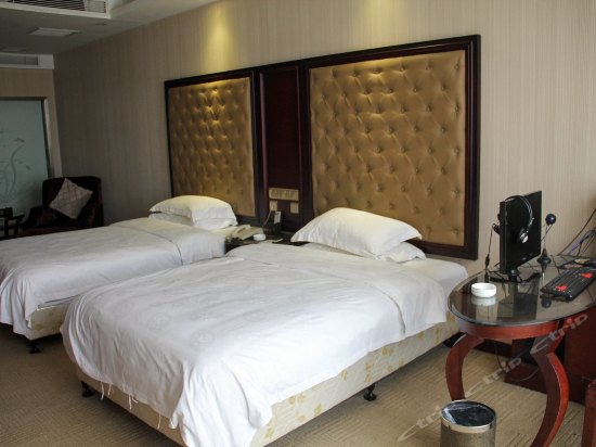 Shengtong Hotel Loudi