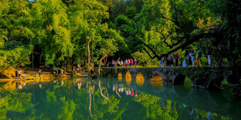 7 Days Guiyang Xingyi Libo Tour