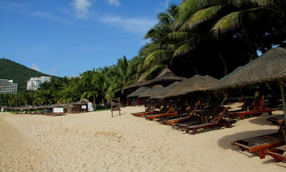 Dadonghai Beach