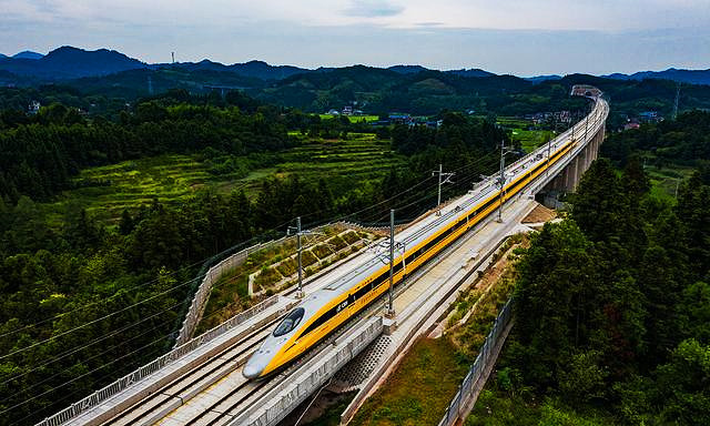 Zhangjiajie-Jishou-Huaihua Railway to be operated 